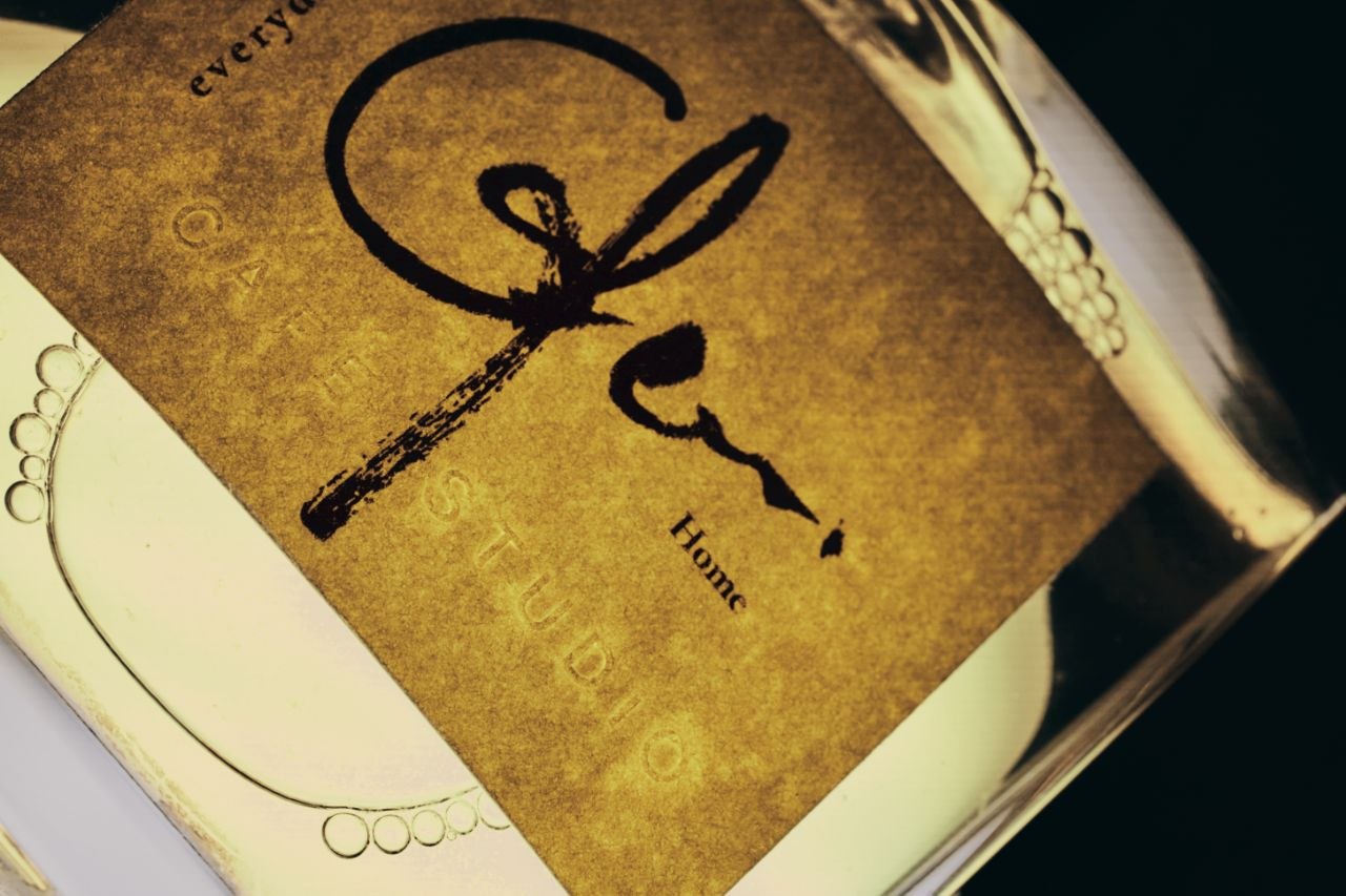Everyday Poetics fragrance bottle label close up.